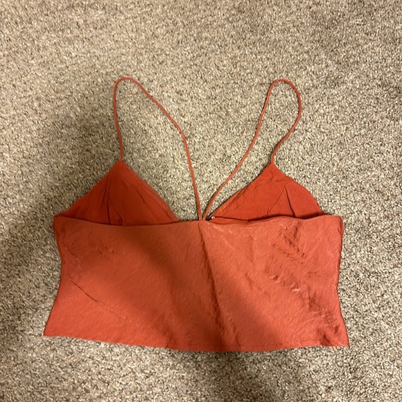 Princess Polly Crop Top - Picture 3 of 3